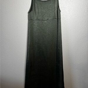 H&M Dark Green Textured Maxi Dress